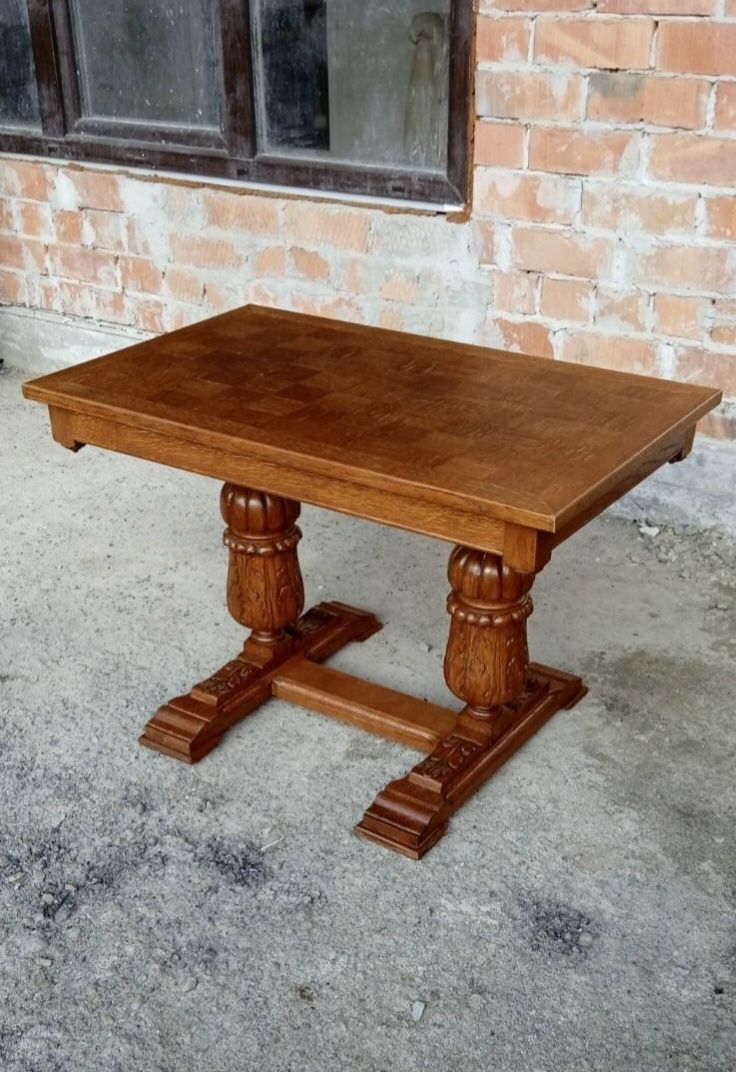 Стіл журнальний , столик старовинний з Голландії, антикварний стіл