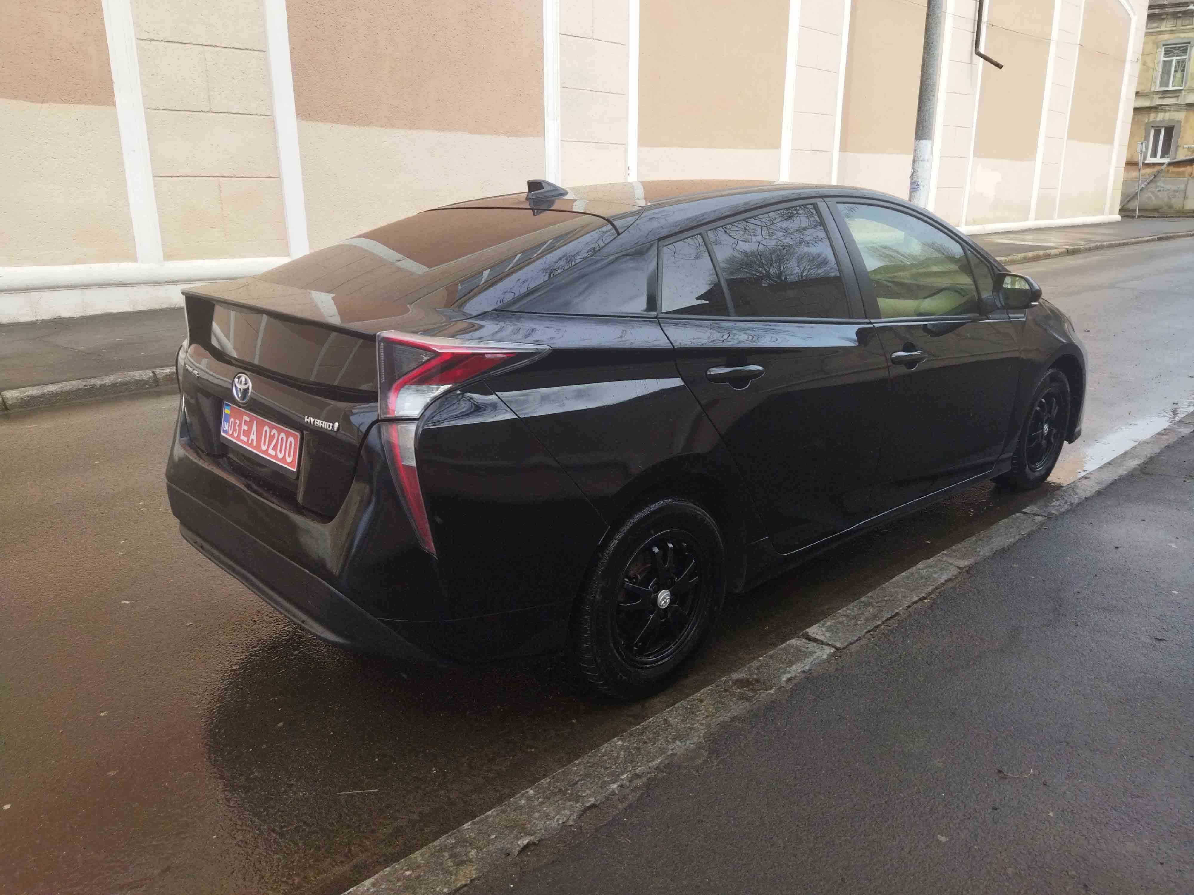 Продам Тойота Пріус Toyota Prius 50  2017 рік