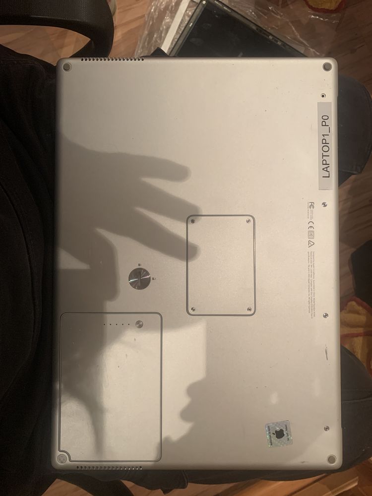 Macbooki i czesci na sprzedarz
