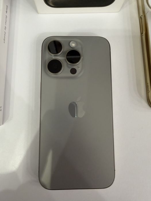 iPhone 15 Pro 128 gb stan idealny