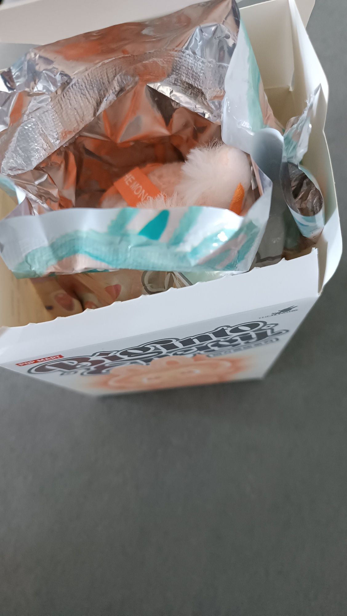 Labubu lafufu pop mart