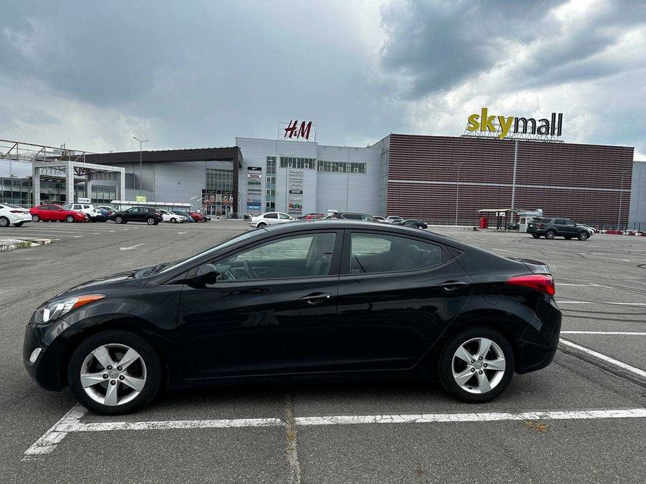 Hyundai Elantra 2011