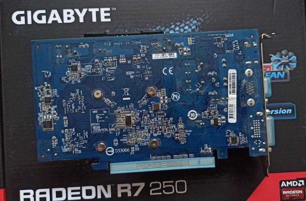 Продам відеокарту AMD Radeon R7 250/ 1GB Gigabyte