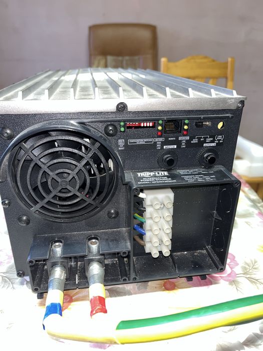 Преобразователь/зарядное устройство 3600В, 36В/230В