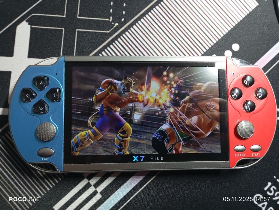 Приставка X7 Plus — ретро консоль (потрібна заміна батареї)