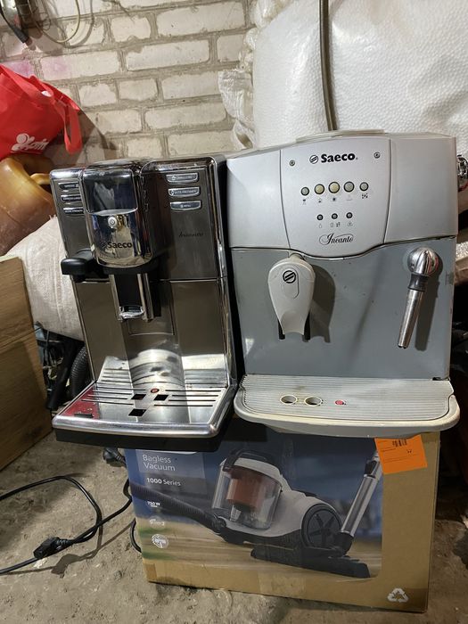 Кофемашина Saeco