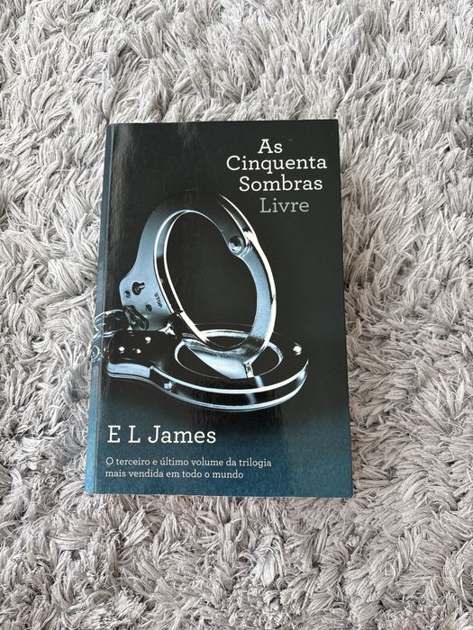 Livro as Cinquenta Sombras Livre III