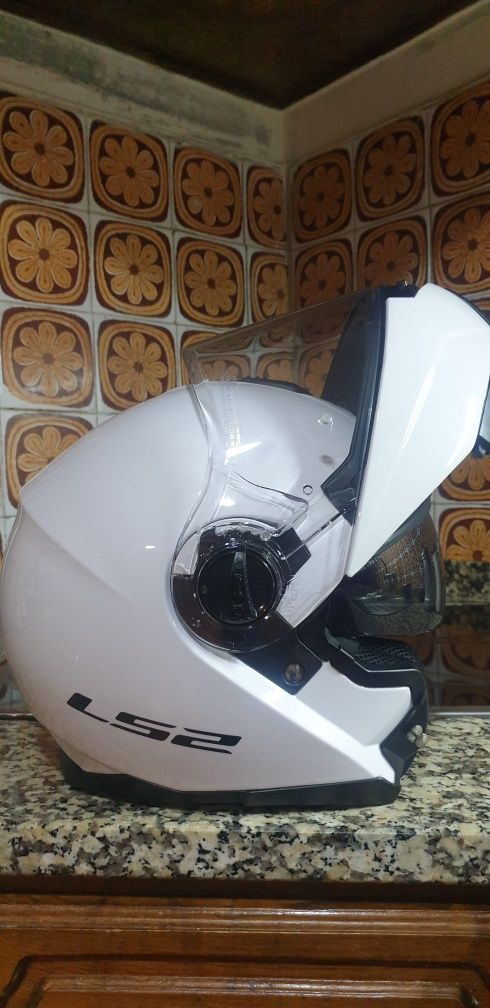 Capacete LS2 Strobe