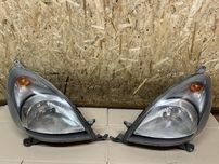 Передні фари Тойота Яріс Версо Toyota Yaris Verso 1999-2003