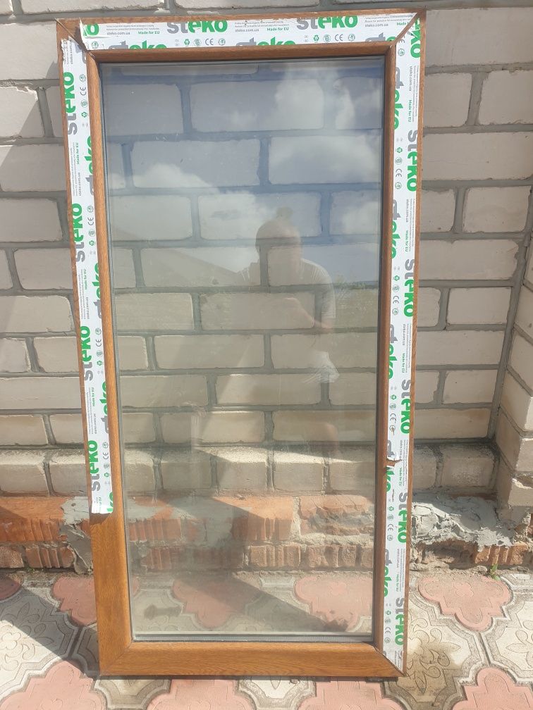 Продам два металлопластиковых окна для дач гаражей