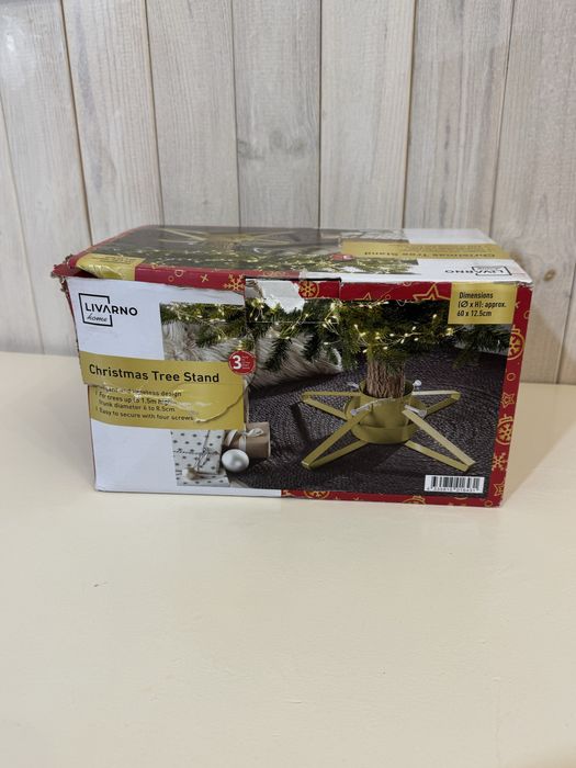 підставка для різдвяної ялинки Livarno Home.