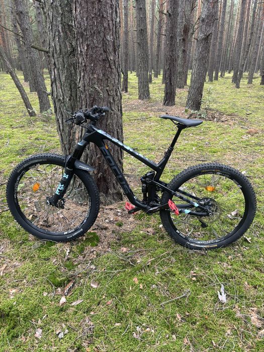 Rower focus jam carbon pro 27,5 trail 2x11 deore xt r.M dt swiss fox