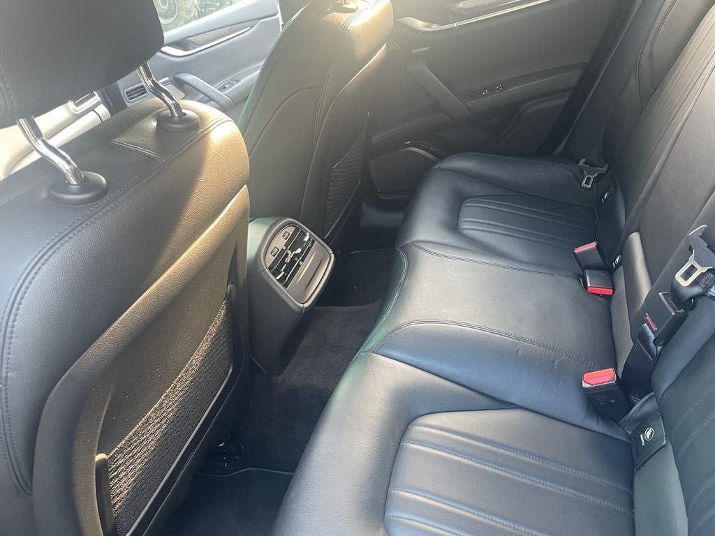 Maserati Ghibli SQ4