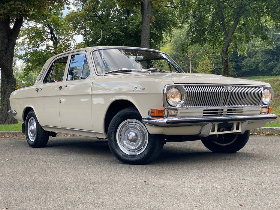 Волга ГАЗ -24 . 1976р.