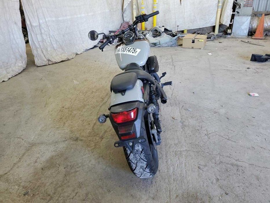 Honda VT750 C2B 2024