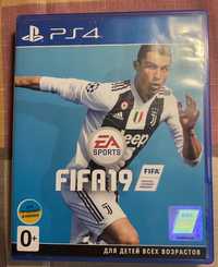 Fifa 19 PS4 в идеальном состоянии