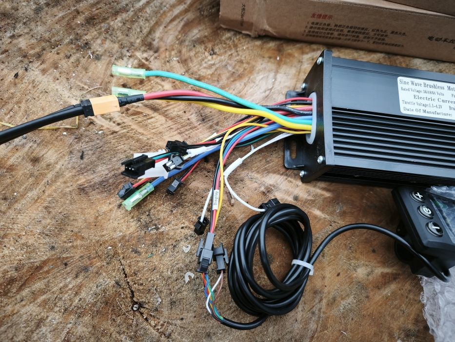 Sterownik+kolorowy wyświetlacz 24V36V48V60V 40A 250W-2000W-2500W Nowy