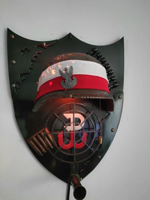 Kinkiet lampa w stylu Powstania Warszawskiego