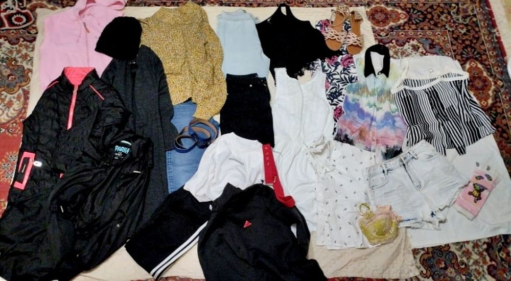 Большой пакет одежды на девушку размер S (42-44)