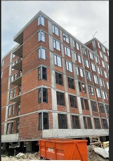 Avalon Holiday ONE.Авалон Холідей.Вул Героів Майдану.продаж 1кв.Балкон