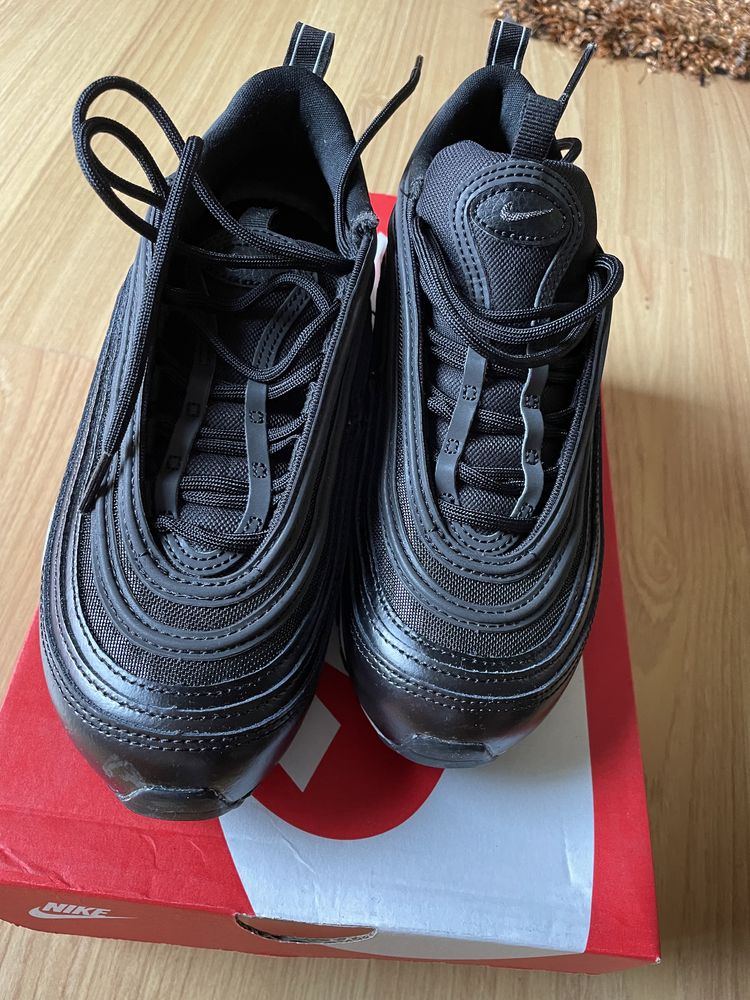 Nike Air Max 97 pretas e brancas