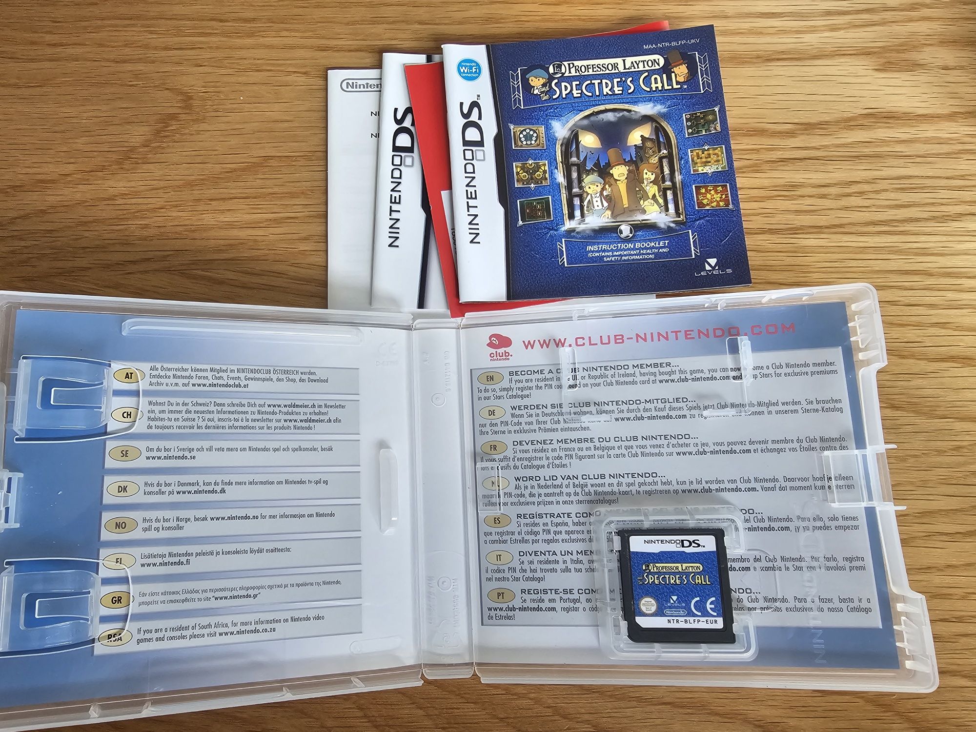 Professor Layton and The Spectre's Call Nintendo DS