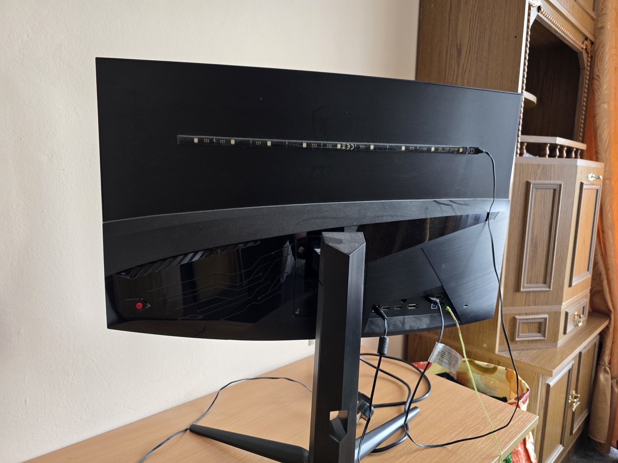 Monitor MSI optixMAG 322 32cale