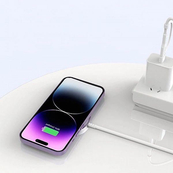 Ładowarka bezprzewodowa magnetyczna Tech-Protect QI15W-A44 z MagSafe -