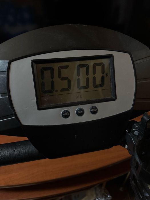 Бігова доріжка механічна