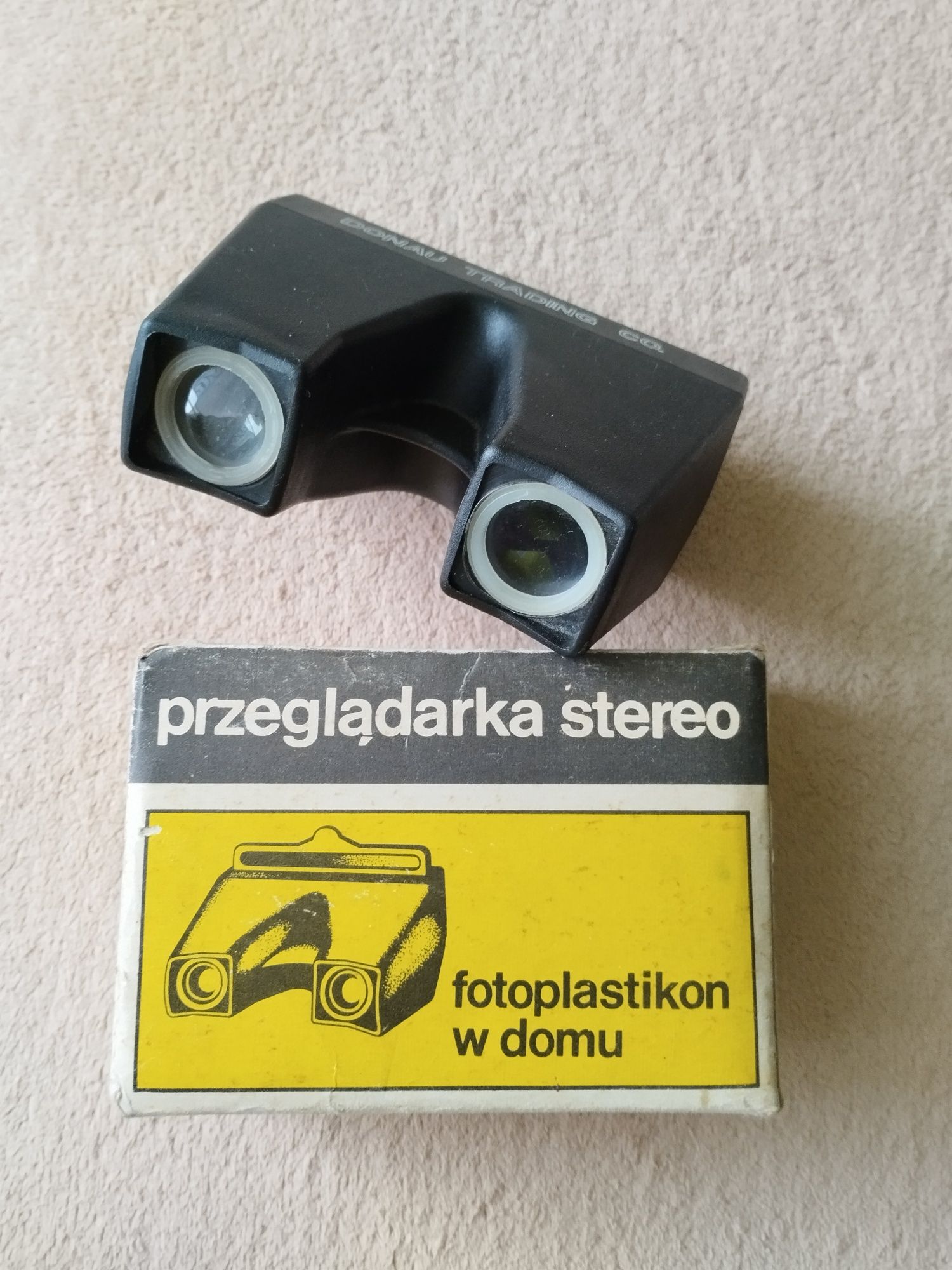 Przeglądarka stereo DONAU TRADING CO. 3D +2 komplety slajdów