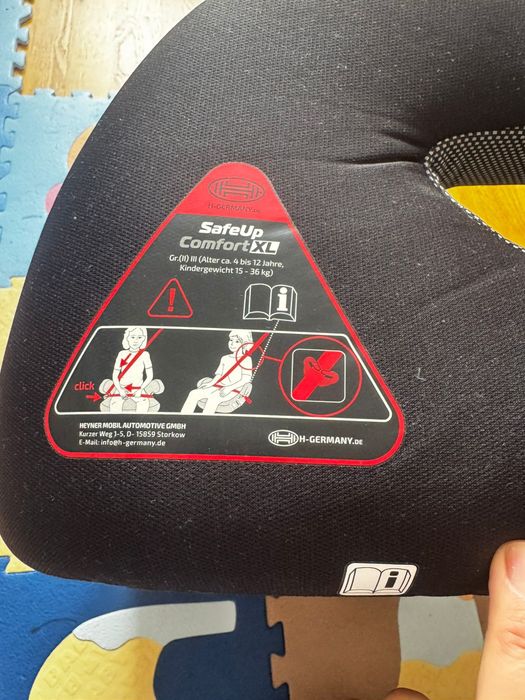 Автокрісло, бустер Heyner (15-32кг)