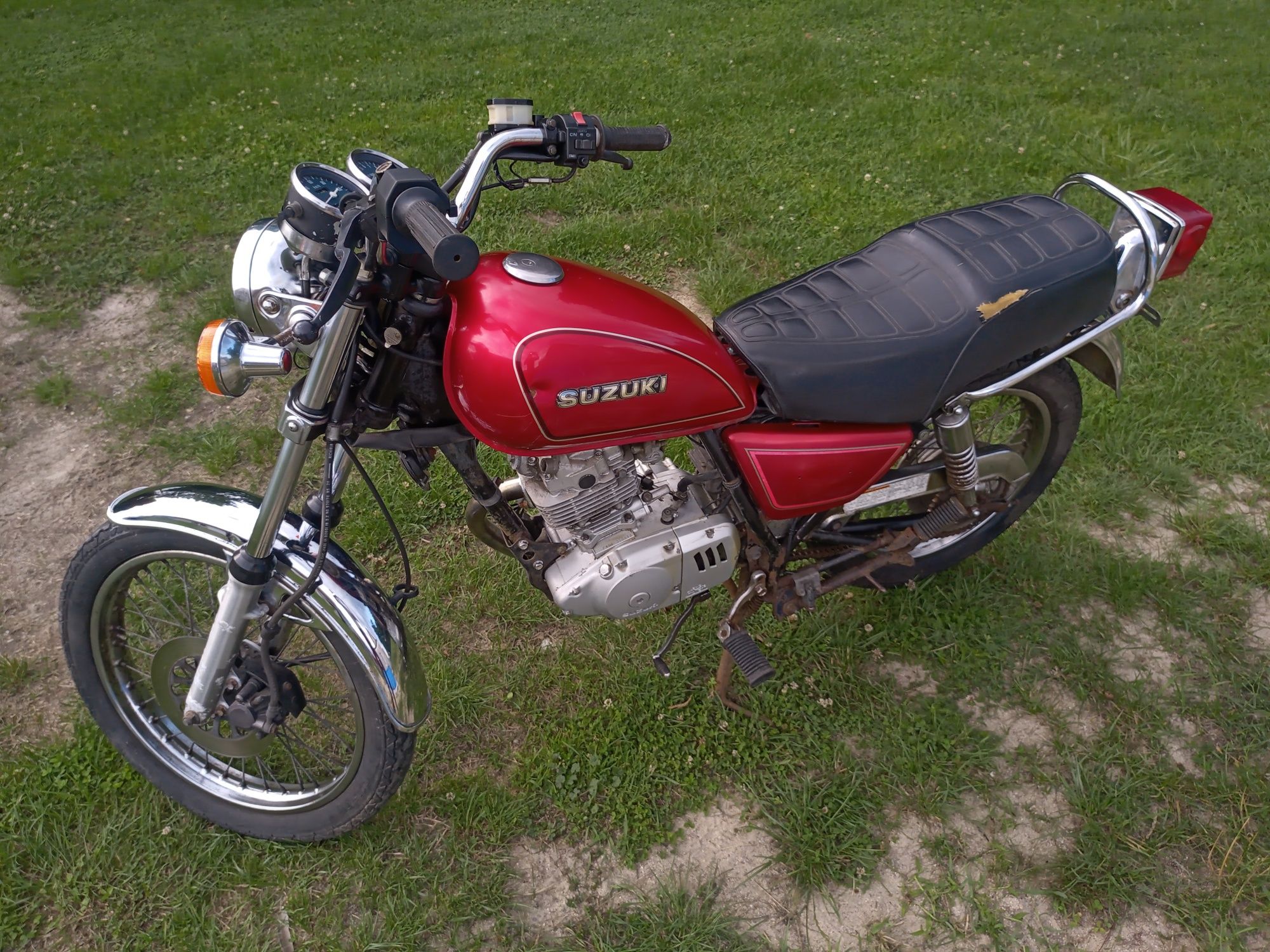 Suzuki gn 125 uszkodzony
