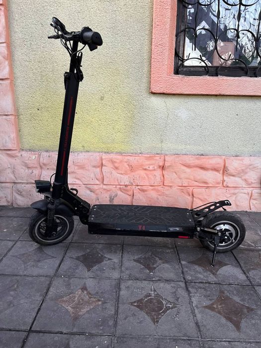 Электросамокат Т4