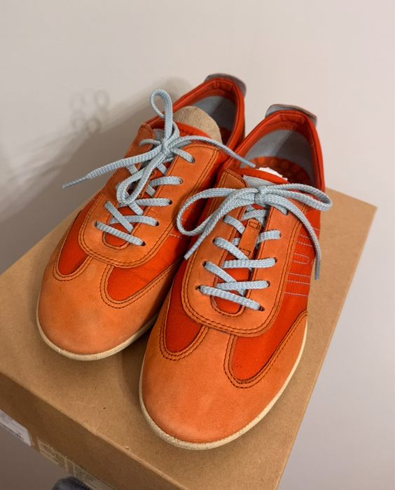 Кроссовки женские кожанные ECCO и H&M