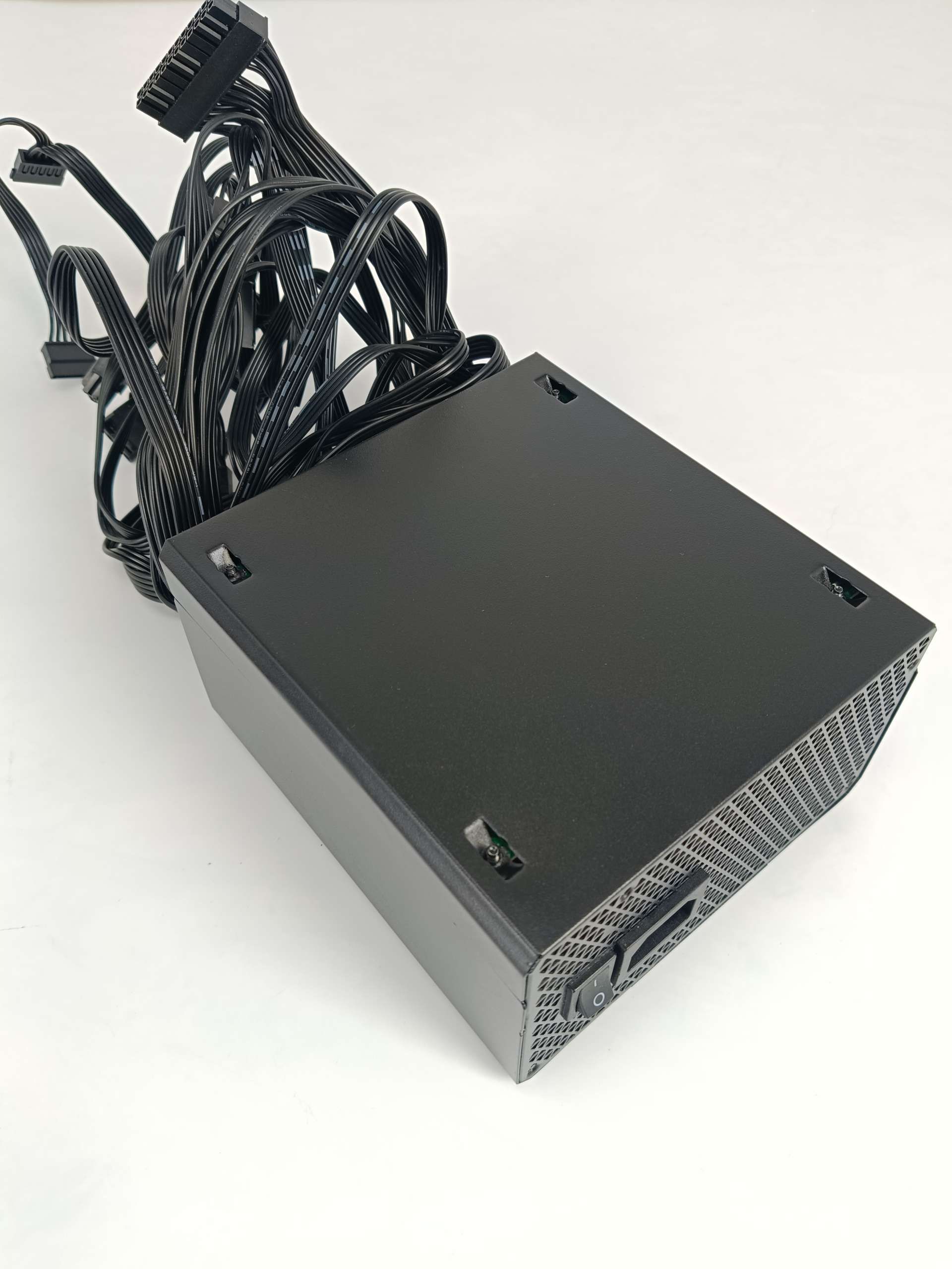 Zasilacz Mars Gaming MPB650 650 W 80 PLUS Bronze