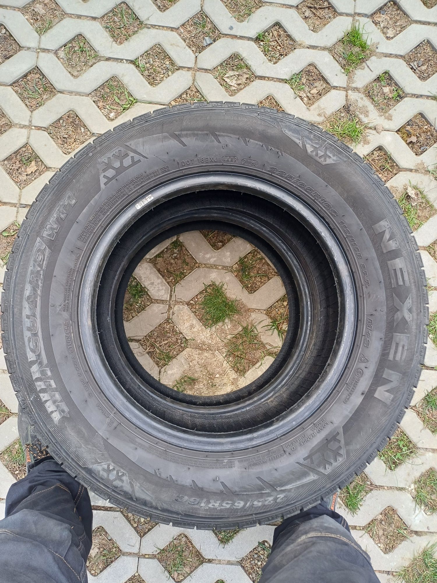 2 opony zimowe 225/65r16c NEXEN 2023r 6mm