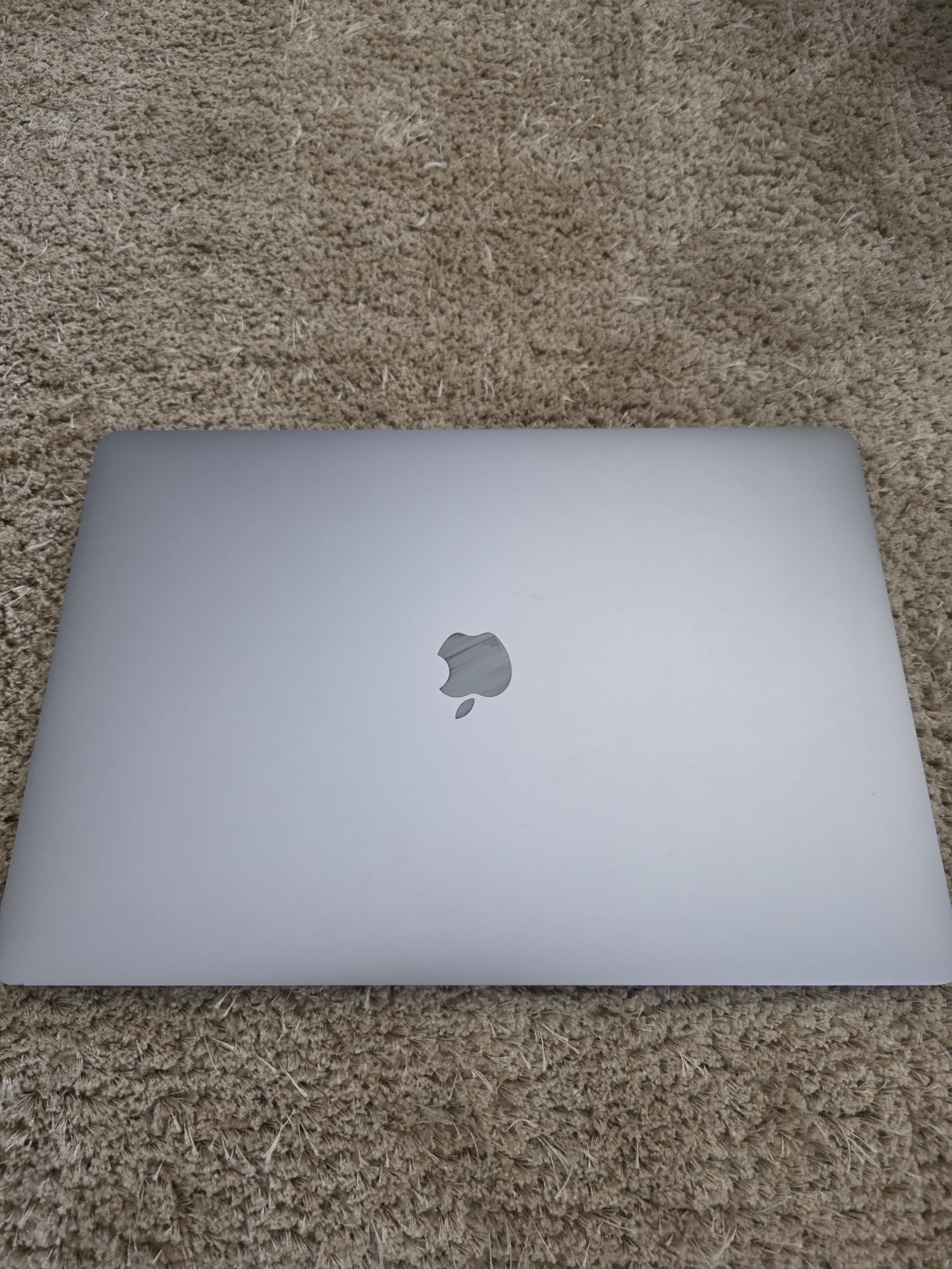 Macbook Pro 16 64GB/2TB Touchbar