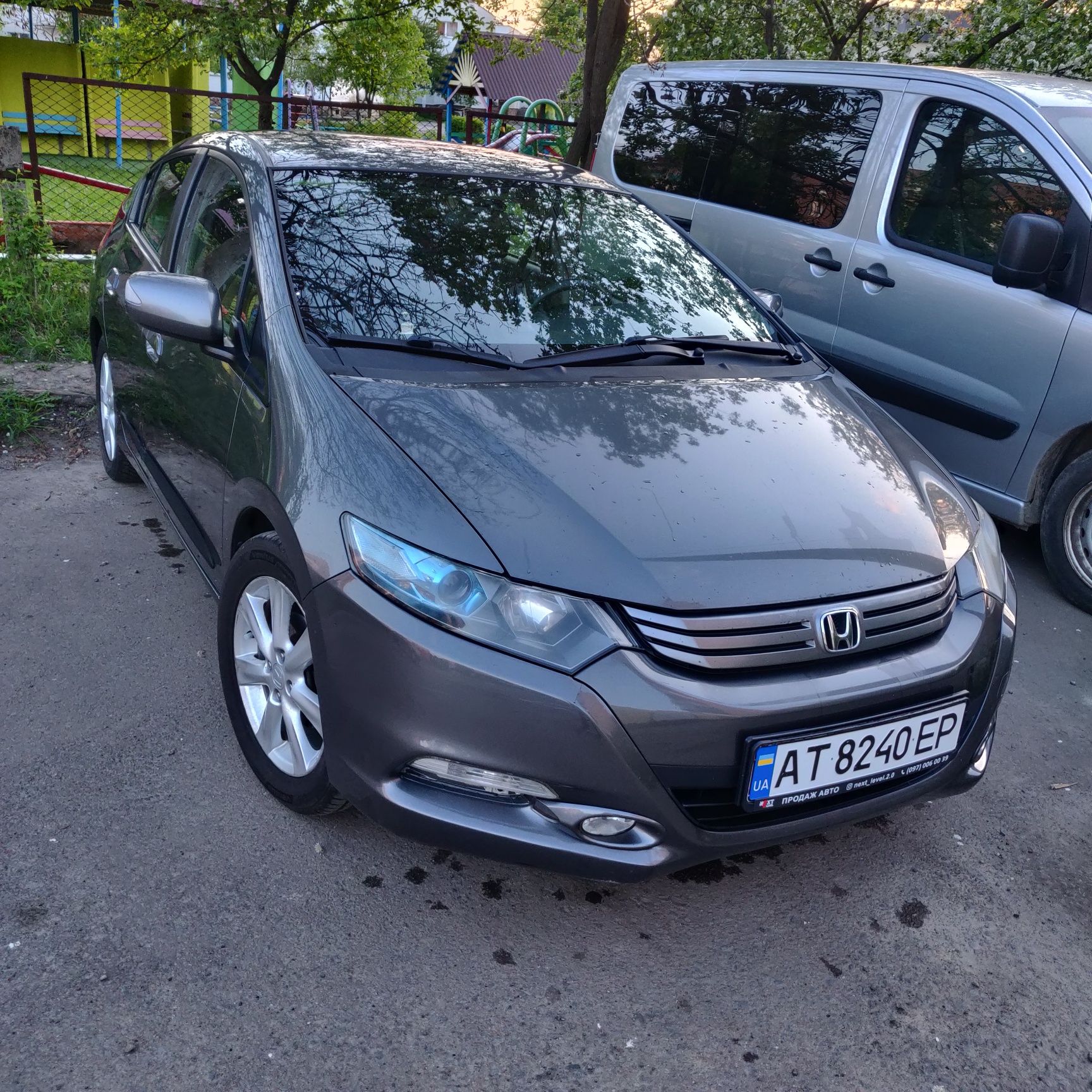 Продам автомобіль Хонда Інсайт