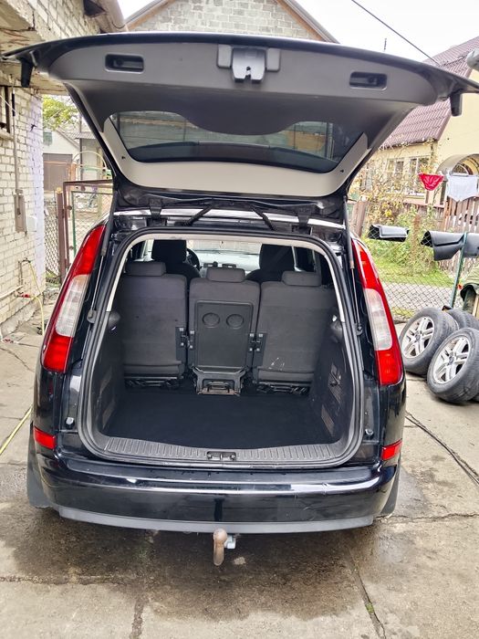 Форд фокус Ц Макс