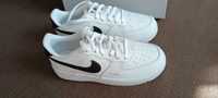 (r. Eur 31 - 19 cm) Nike Force 1 Low SE White Black FJ2887,-100 Białe