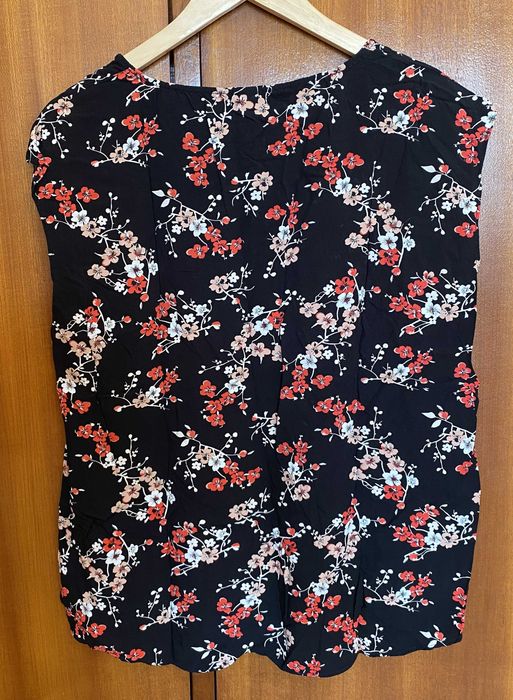 Blusa de manga cava com estampado floral da La Redoute