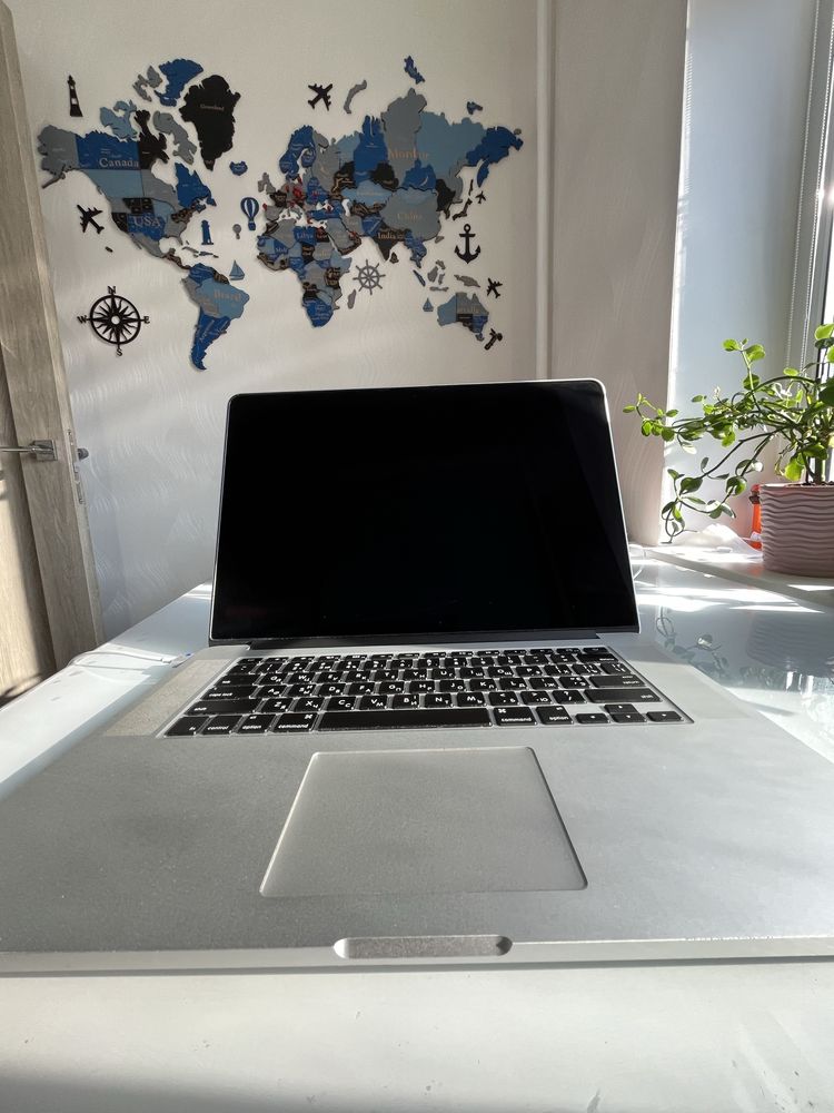 MacBook Pro 15 2015 16Gb/250Gb