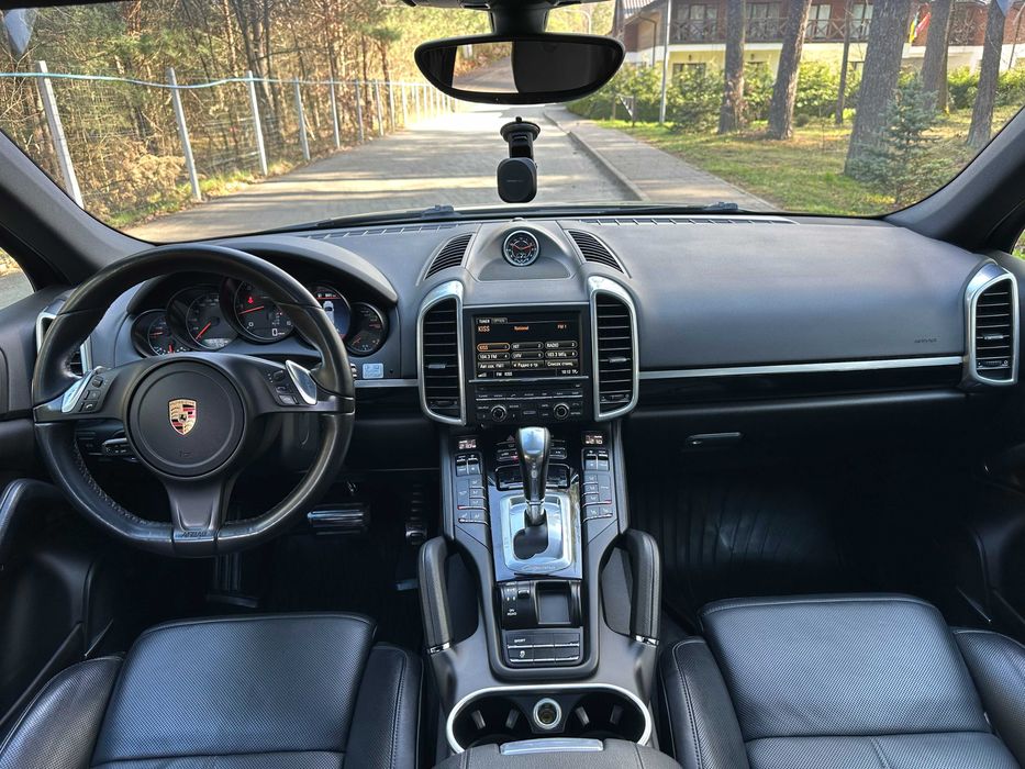 Porsche Cayenne 3.0TDI Platinum