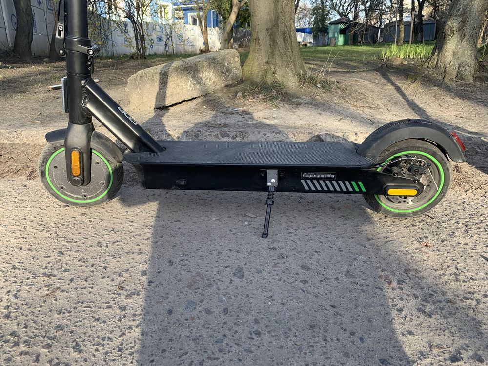 Продаю електро самок Acer electric scooter 3