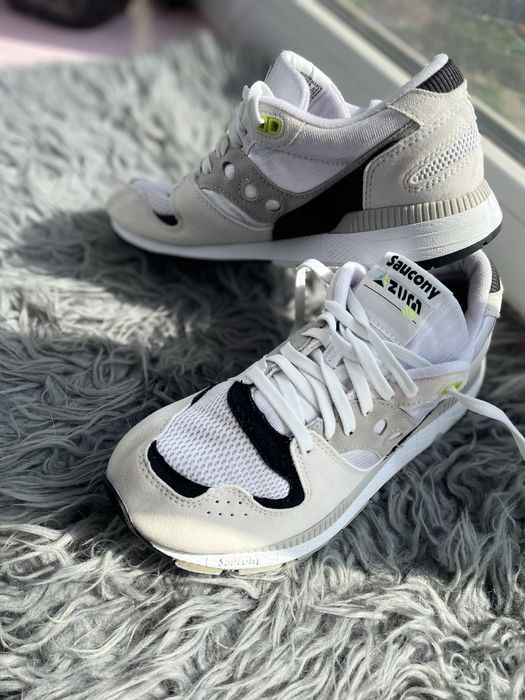 Кроссовки Saucony