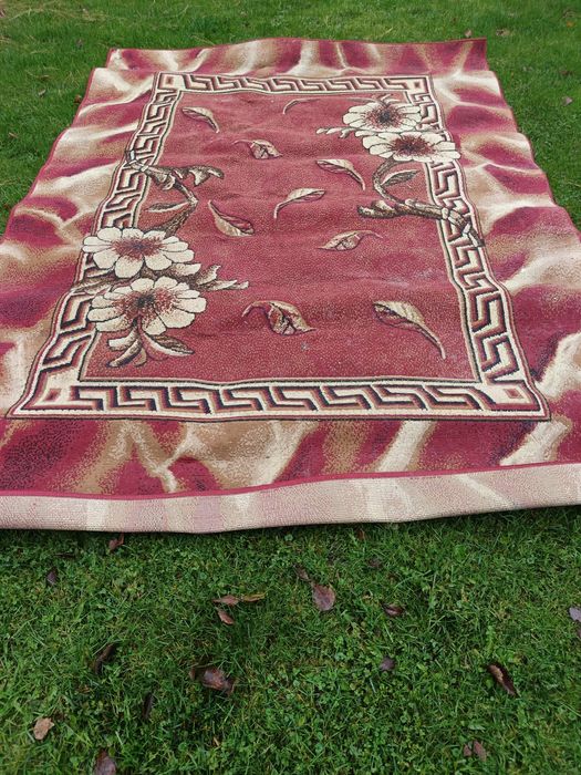 Dywan 200x280 bardzo dobry stan