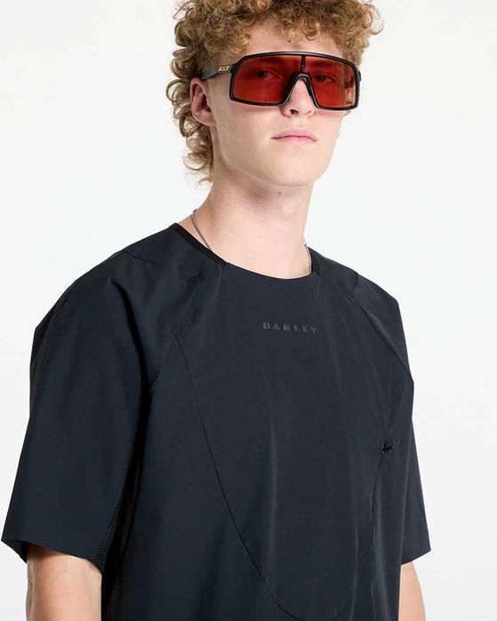 Футболка Oakley Latitude Flex Tech Tee Black