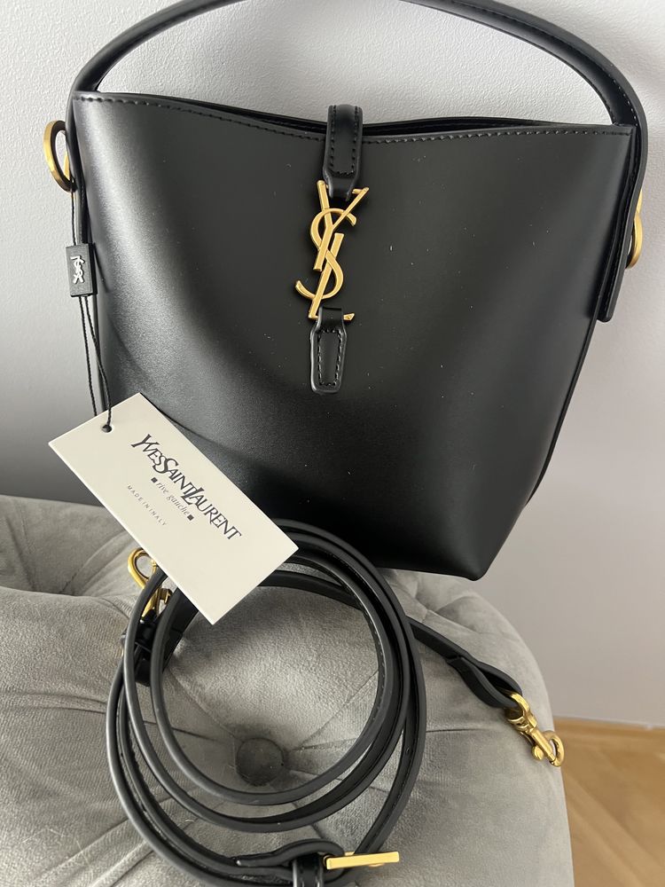 Torbeka Yves Saint Laurent YSL  saint laurent