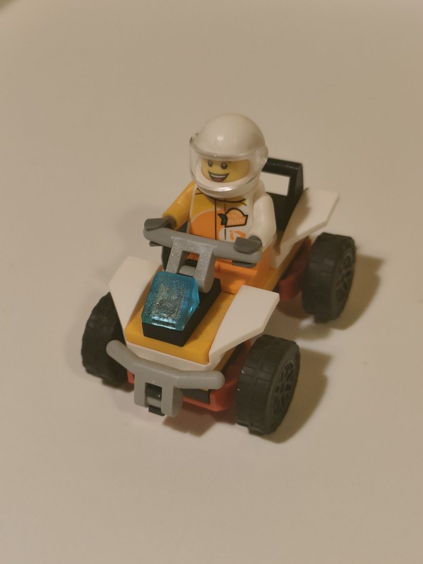 LEGO - Pojazd Kaskader na Quadzie