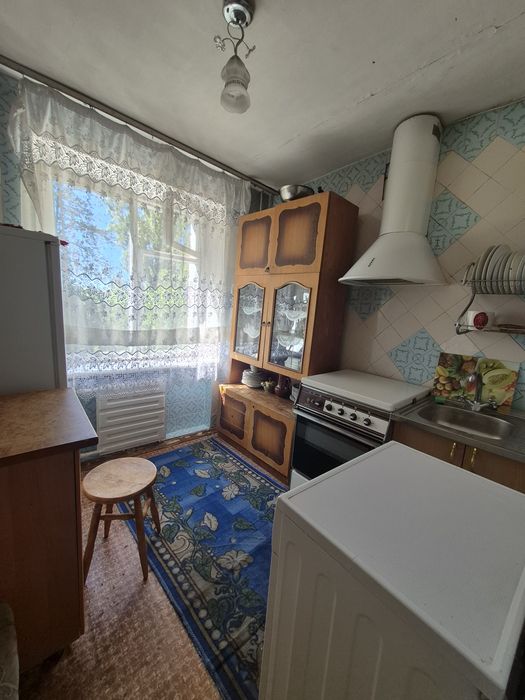 Продам 2 х кімнатну квартиру